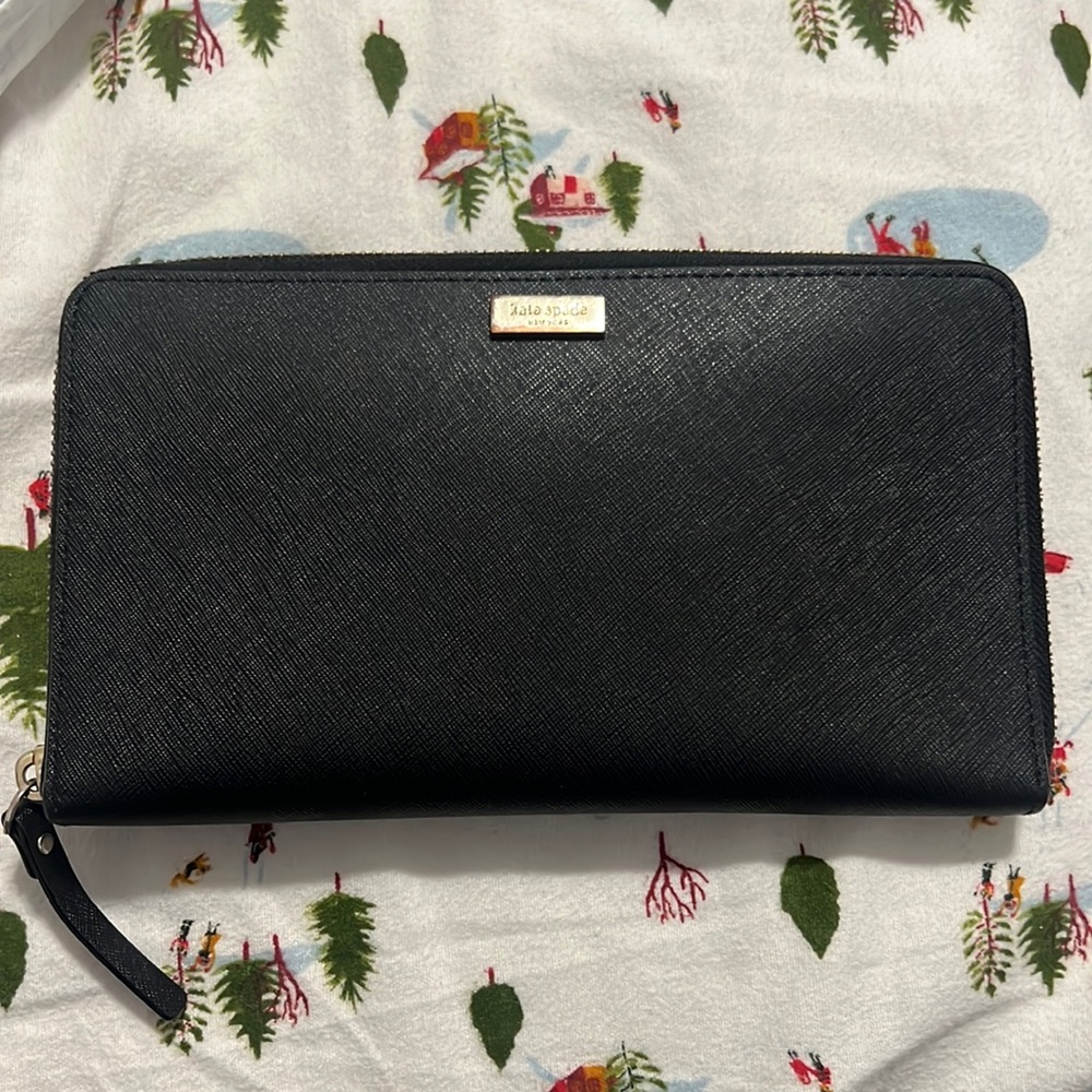 Black Kate Spade Laurel Way Talla Wallet